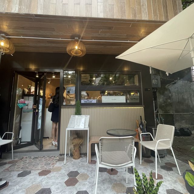 🌈坐榻榻米既cafe仲有隻可愛既狗店長🐶