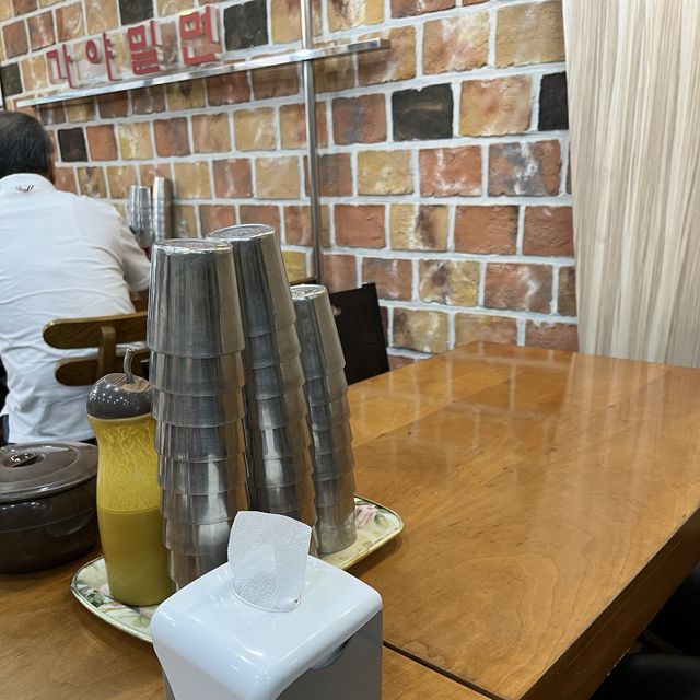 【韓国釜山・南浦洞】釜山名物ミルミョンの人気店「ハルメ伽耶ミルミョン」