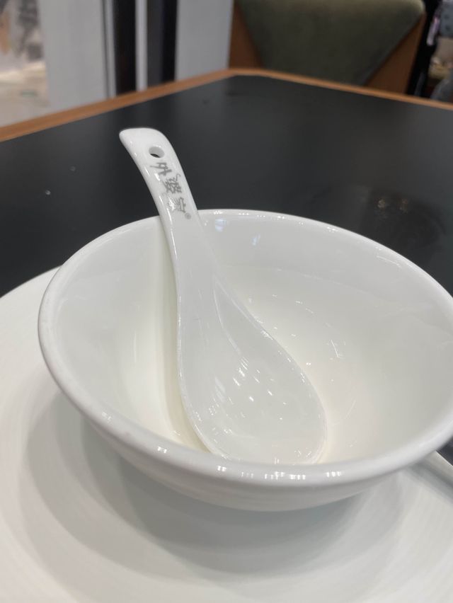 內地人氣餐廳🍴外婆家👏🏻必點京醬肉絲😛