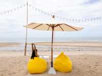 MORE THAN Beach & Cafe รถบ้านสุดคิ้วท์ชะอำ