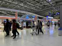 タイ　タイ観光　タイ　スワンナプーム国際空港の制限エリアが凄いぞ！