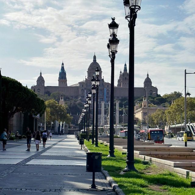 蒙特惠奇山 Montjuïc 上的加泰隆尼亞國家藝術博物館