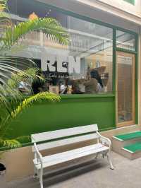REN Cafe and Goods คาเฟ่สเปเชียลตี้มัทฉะ
