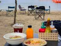 Triple N จิบกาแฟ กินอาหารเช้า ริมหาดบางแสน