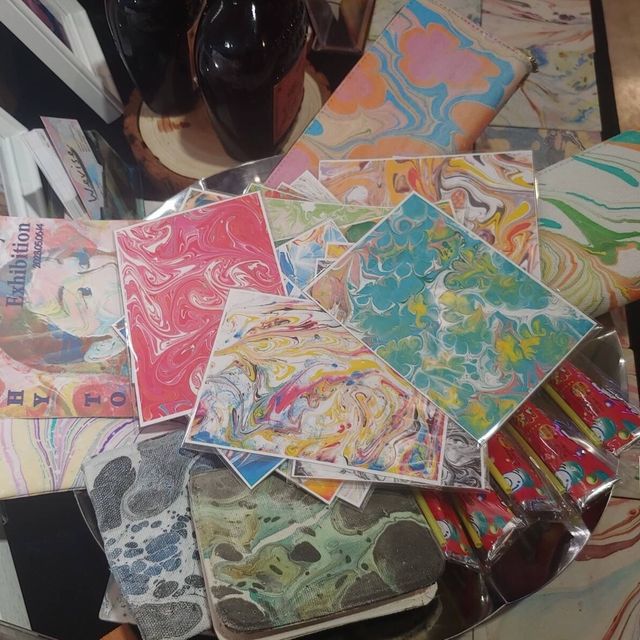 26歲香港女藝術家土耳其浮水畫展