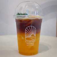 Coming Home • Cafe & Seascape คาเฟ่สไตล์มินิมอล