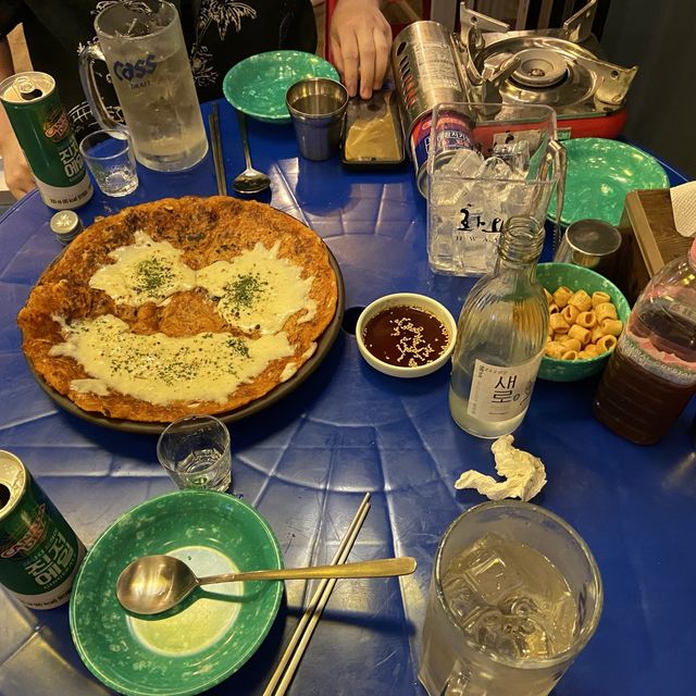 테라스 즐기기 좋은 요즘, 더운날씨 되기 전에 노상에서 소주한잔 🍺 