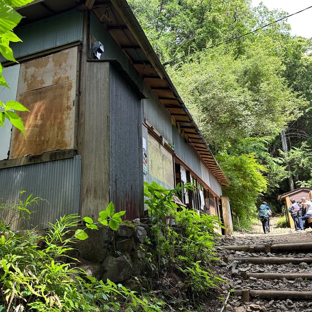 【神奈川】塔ノ岳道中の大倉尾根の山小屋たち