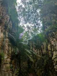 ☕  Hidden Halal Café in Limestone Cave