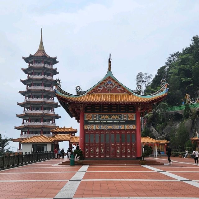 Chin Swee Caves Temple