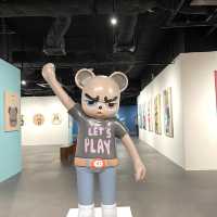 Arts exhibition “หมีนักเย้ยหยัน”