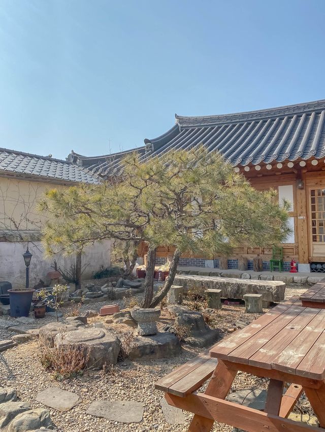 경주 뚜벅이 숙소로 머물기 좋은 수호정
