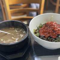 갈비집인데 육회비빔밥이 더 유명한 한빈갈비식육식당