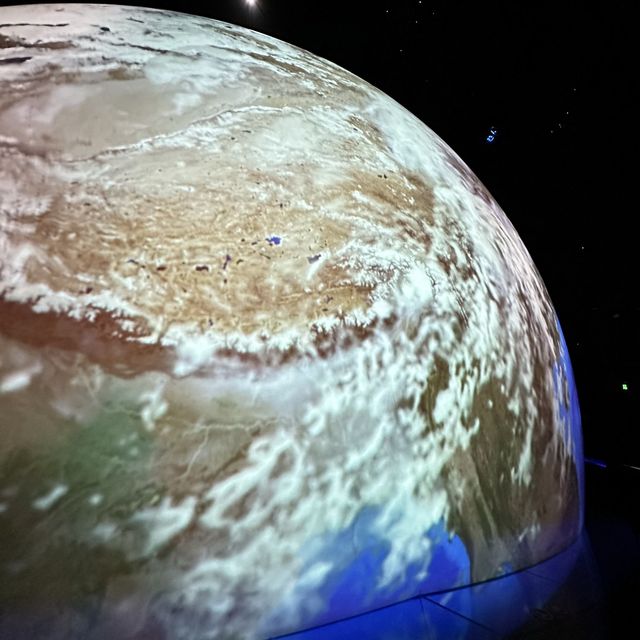 !!! GO TO SHANGHAI ASTRONOMY MUSEUM NOW !!!
