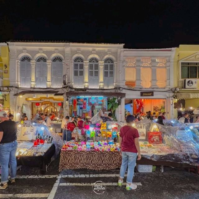ถนนคนเดินภูเก็ต "หลาดใหญ่"