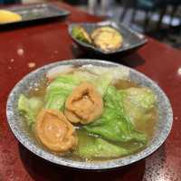 款式種類選擇多，中日放題大滿足