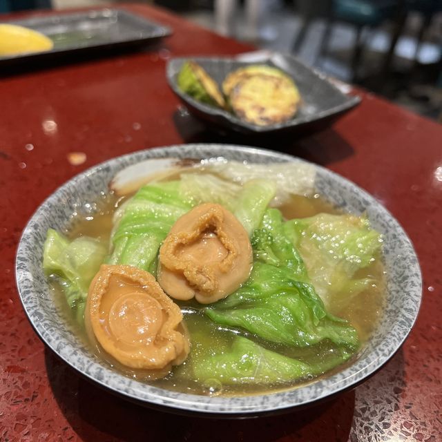 款式種類選擇多，中日放題大滿足