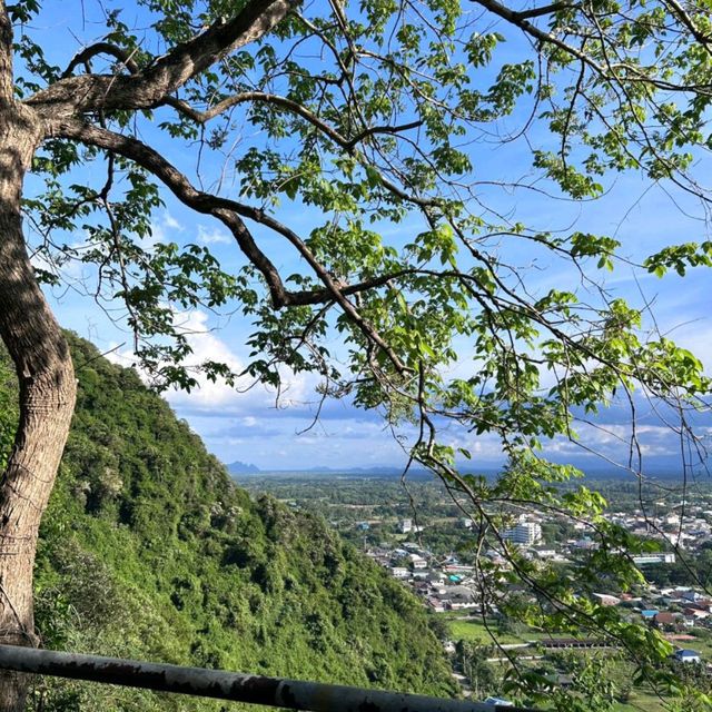 วิวเขาอกทะลุ พัทลุง