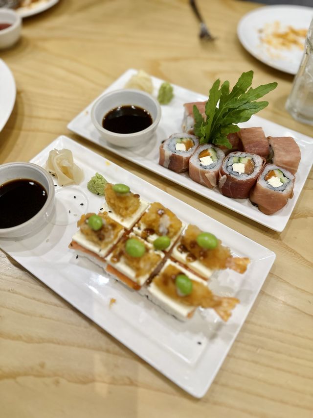 On The Table 🍱🍣🍕🍝🍗🍤