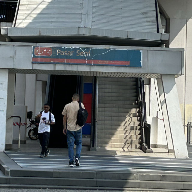在歷史古蹟裡買手信！