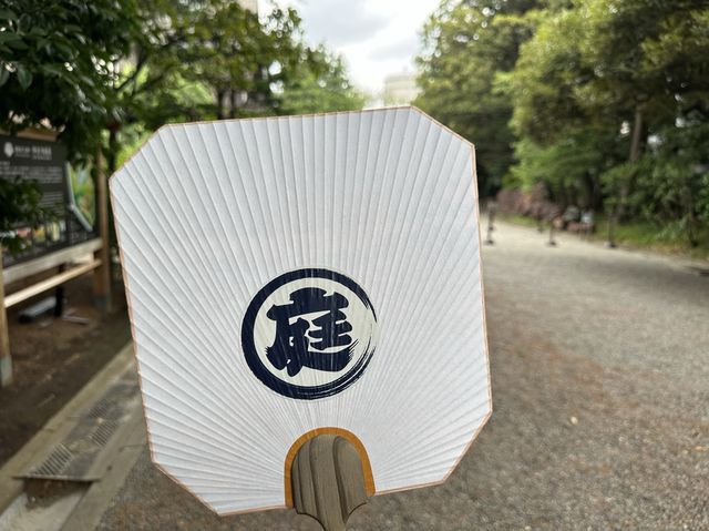 東京・北区。バラの季節には多くの品種の花が咲き誇るそうです『旧古河庭園』