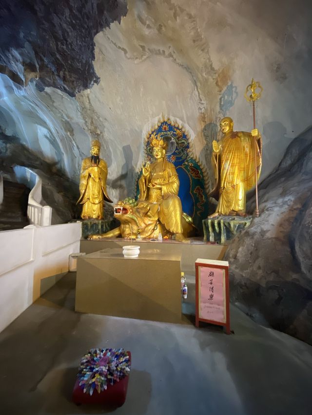 Buddhas in the Perak Cave😶‍🌫️