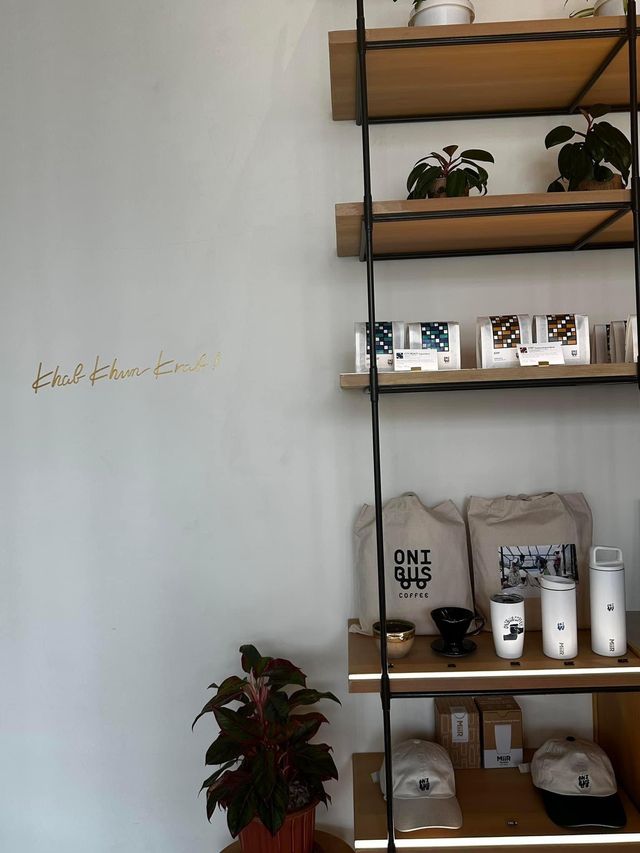 Onibus Coffee Bangkok ซามุไร ใจกลางกรุง 🇯🇵
