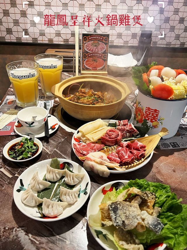 懷舊主題雞煲火鍋店