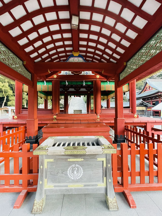 【神奈川県】美しき下拝殿　鶴岡八幡宮の舞殿