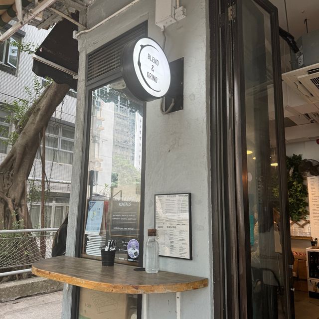 鬧市中遠離繁囂之歐美風 coffee shop