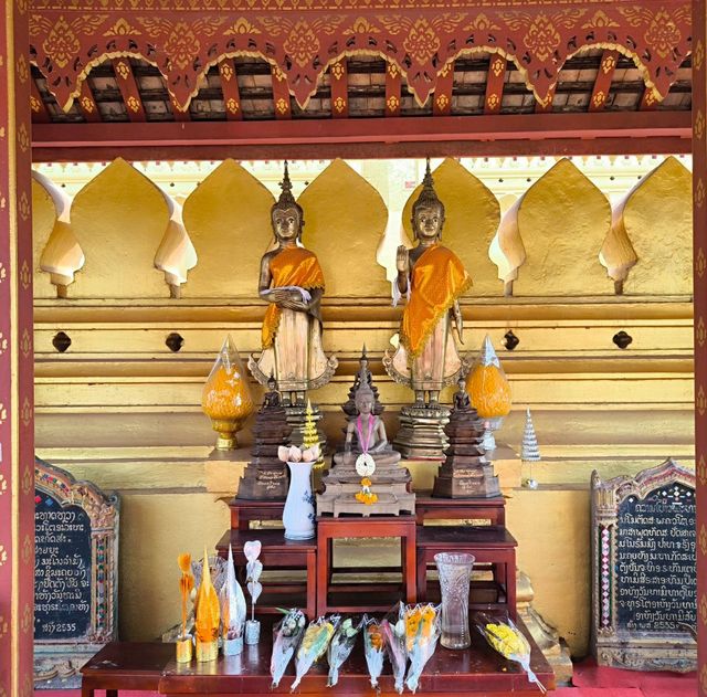 พระธาตุหลวงเวียงจันทน์ ພຣະ​ ທາດຫຼວງ
