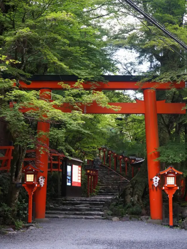 炎夏京都，隱匿水神秘境 —— 貴船神社的靜謐時光