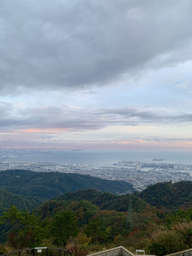 兵庫　神戸の街並みを一望できる六甲山🚠