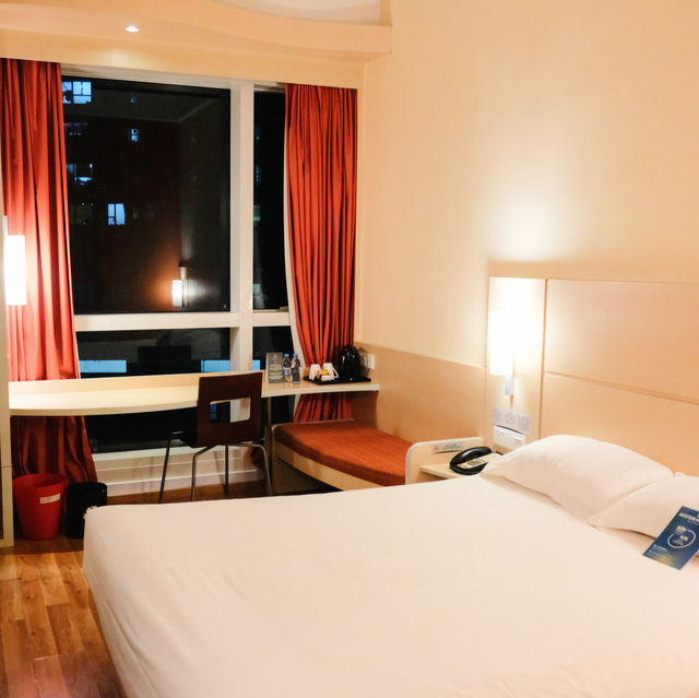 ibis Hongkong Central & Sheung Wan