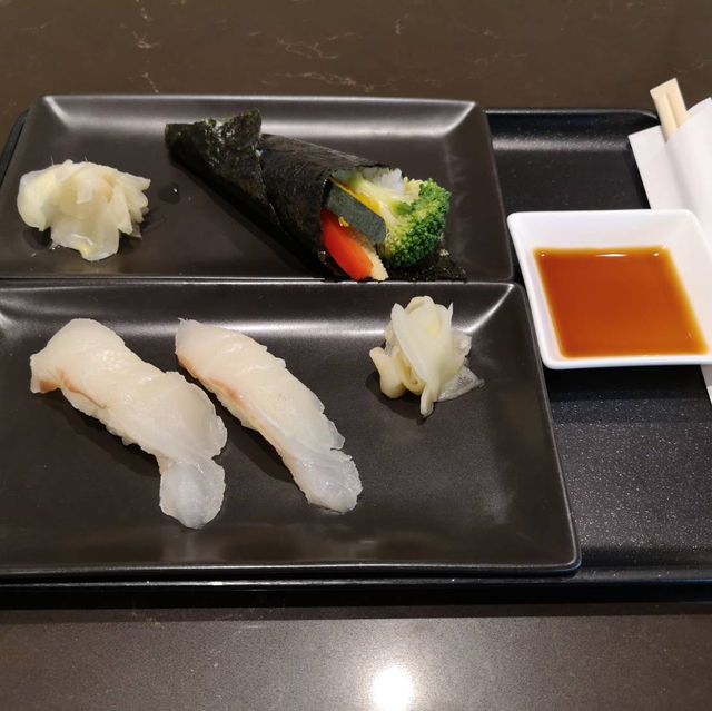 JAL ファーストクラスラウンジ