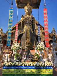 ชมความงดงามของวัดคู่บ้านคู่เมืองเชียงรายมายาวนาน