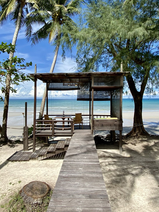 พักเกาะกูดให้ฟิน🏝️พักห้อง Beachfront ที่แพงที่สุด