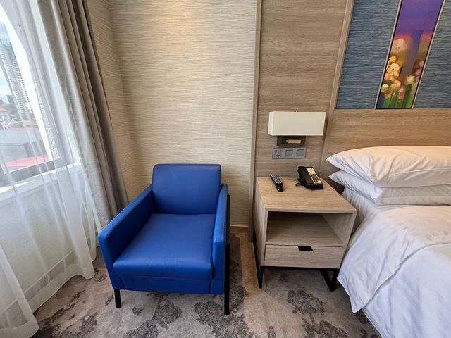 Royal Plaza on Scotts - Premiere King Room