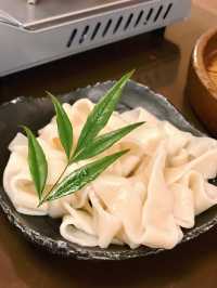 【山中湖】富士山幻の豚肉を使用した絶品しゃぶしゃぶとすき焼き🐷