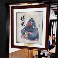 "Mamee Jonker House: A Fun-Filled Tour of Snack Production and Souvenirs"