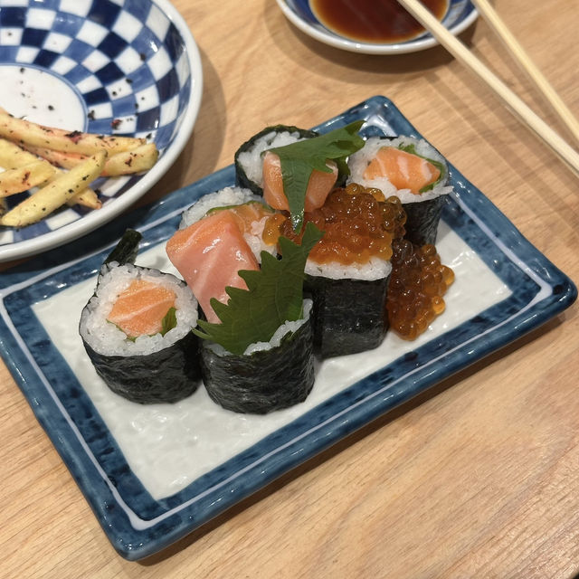 【大阪梅田】リーズナブル且つうまい寿司が食べたいなら！📍すし酒場さしす 