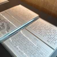 本と海を同時に楽しめるブックカフェ「지관서과」