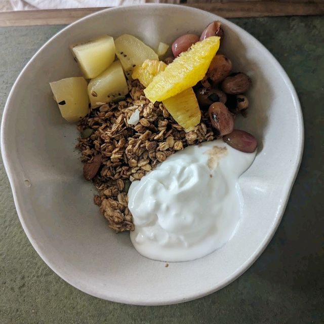 Coffee and Brekkie