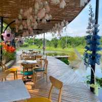 Chapter 2 คาเฟ่หัวหิน