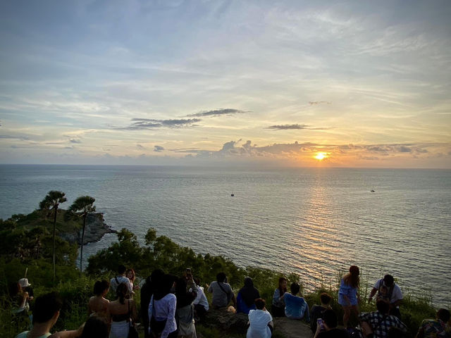 จุดชมวิวพระอาทิตย์ตกสุดฮิต @Phuket 🌅 ต้องไป!