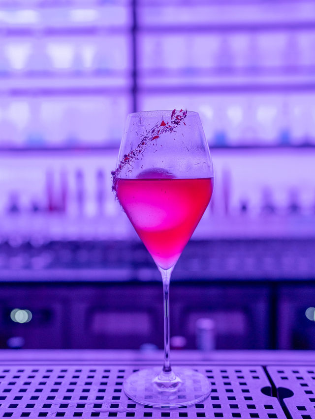 【🇹🇭泰國酒吧-入實驗室飲雞尾酒🍹】