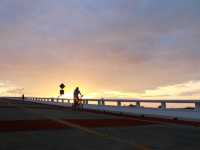 ปั่นจักรยานสะพานประแสร์สิน