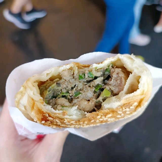 A Feast for the Senses: Exploring Raohe Night Market