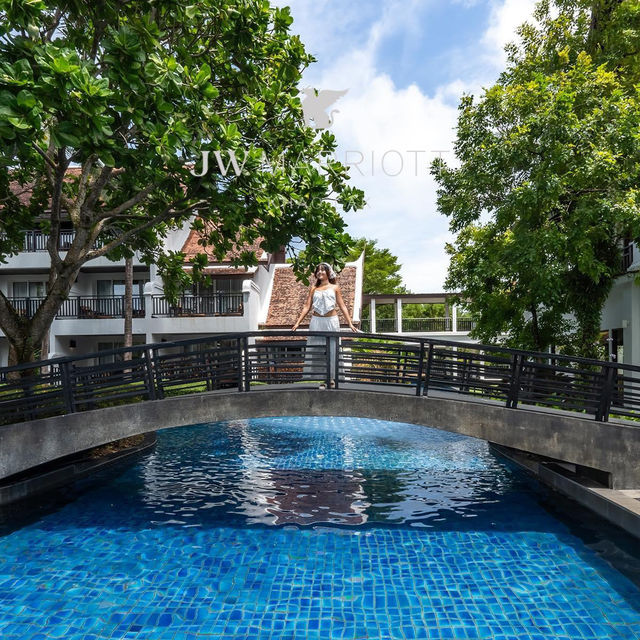รีสอร์ทหรูติดทะเลเขาหลัก สระยาว 2.4 KM🏝️