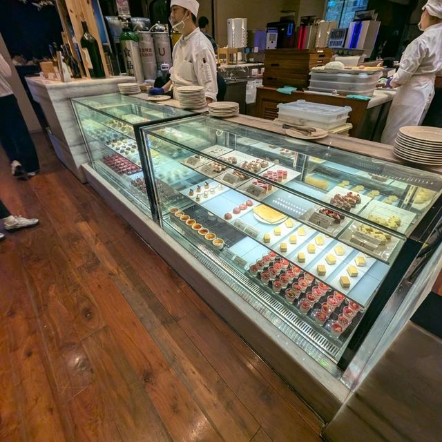 台北大直「美福 palette🎨 彩匯自助餐廳」盡情揮灑美味的色彩！